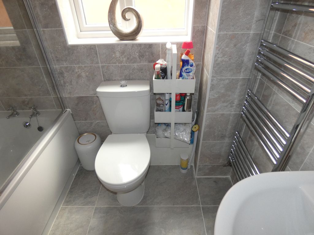 Bathroom- click for photo gallery
